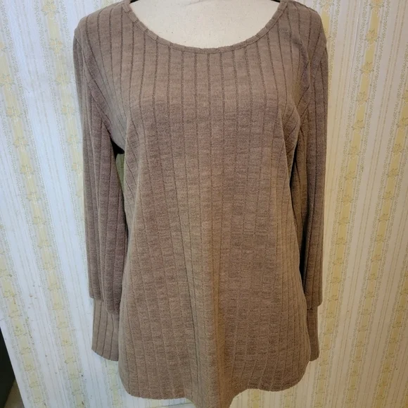 NWOT Boutique Top Sz XL - Picture 1 of 4